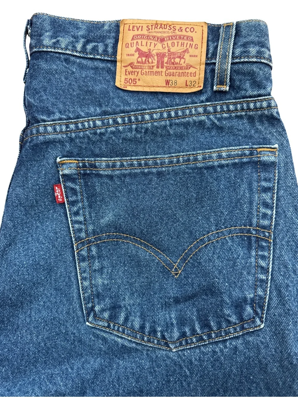 Vintage Levis 505 Jeans Mens Size 38x32 Blue Straight Leg Dark Wash 90s Retro